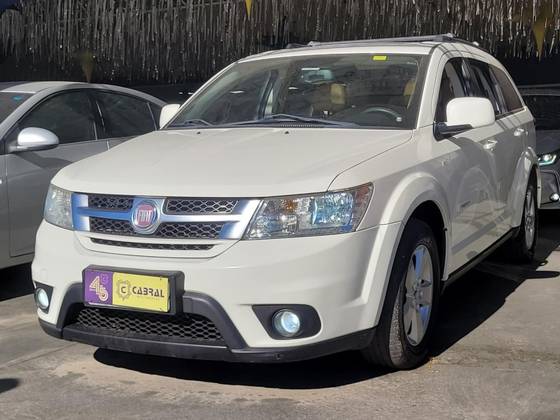 FIAT FREEMONT 2.4 EMOTION 16V GASOLINA 4P AUTOMÁTICO